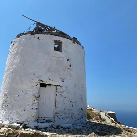 Donkey's House * Síkinos